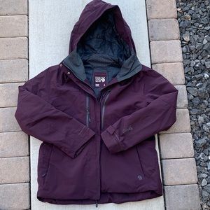 Mountain Hardware Ski/Snowboard Insulated Jacket, Women’s Size L.